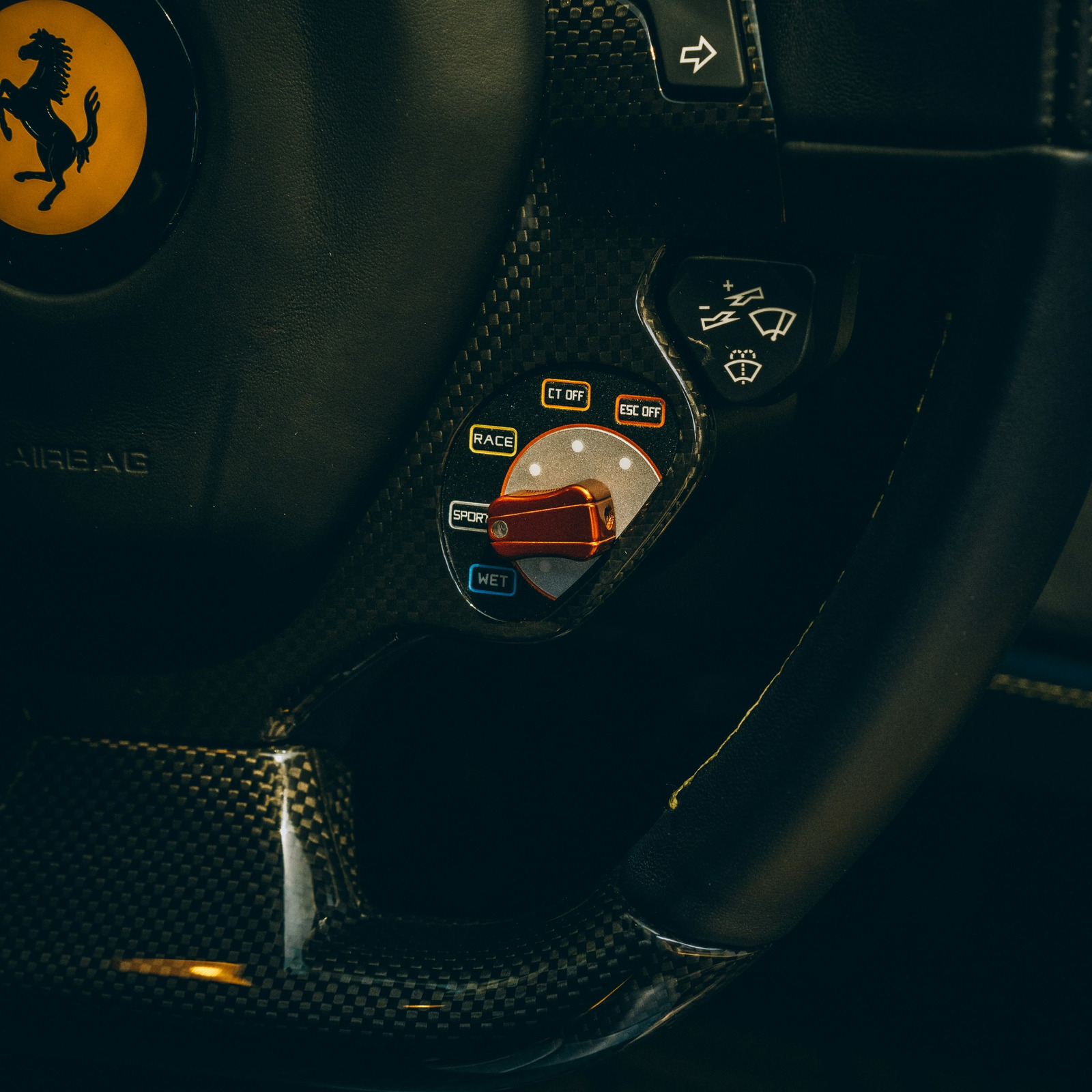 Ferrari 458 Italia engine