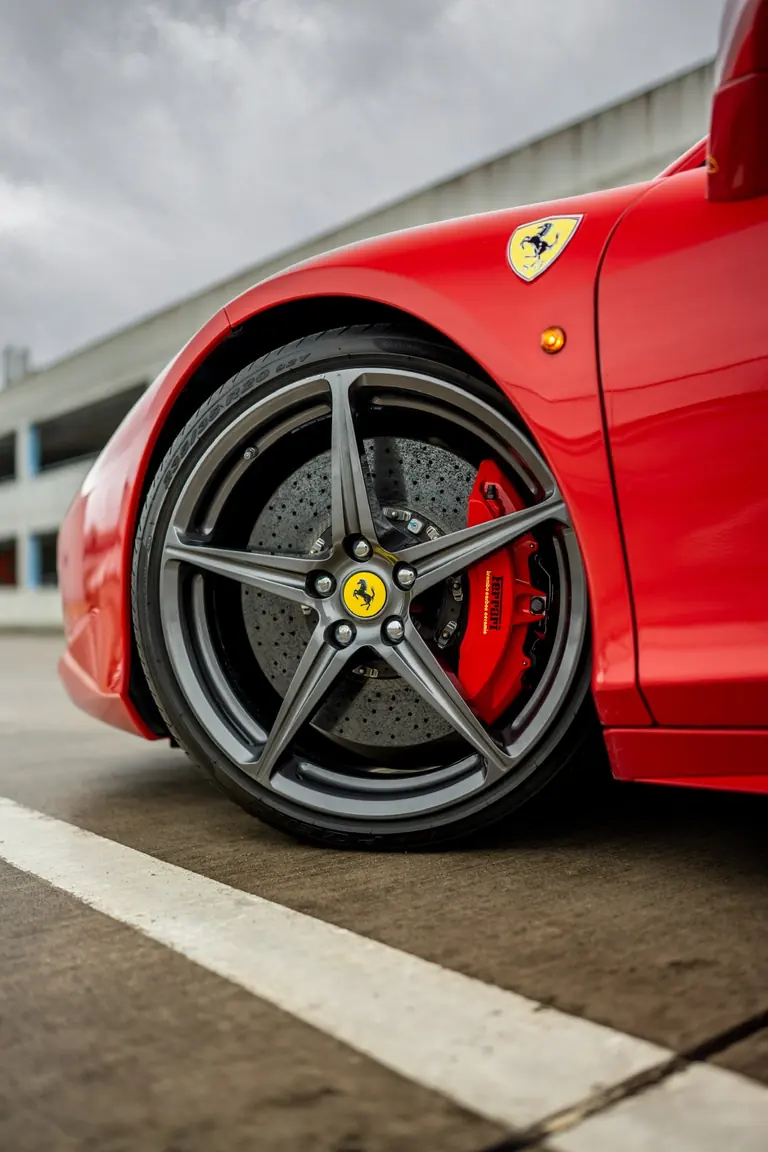 Ferrari 458 Italia Rad- und Bremsdetail