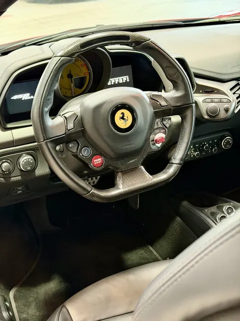 Ferrari 458 Italia typische Probleme. Worauf man vor einer Fahrt in Zürich achten sollte